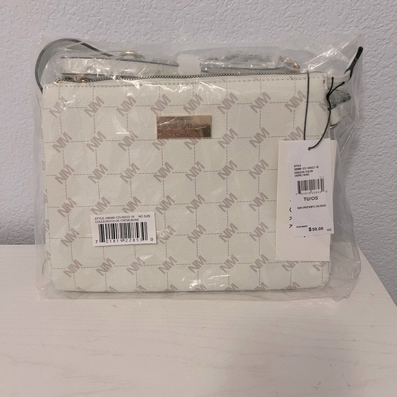 NWT Nicole Miller New York White Crossbody Zip Top Handbag w/ Coin Purse - Picture 2 of 3